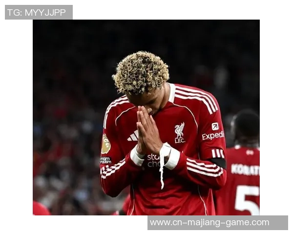 利物浦队长34岁再遭失误困扰关键时刻接连犯错引发热议